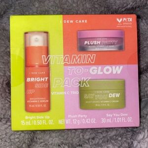 I Dew Care 3 pc Vitamin to Glow Pack Lip Mask Vitamin C Serum & Cream
